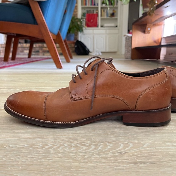 COLE HAAN CAP TOE OXFORD size:9M color: British Tan - Picture 6 of 9
